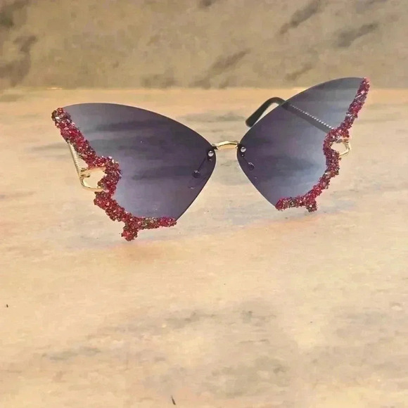 Butterfly sunglasses black with red decor main image 5